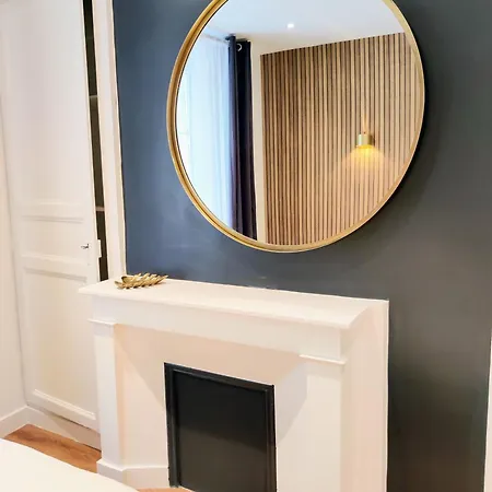 Apartment Chic & Elegant - Au Coeur De La Historique Lisieux