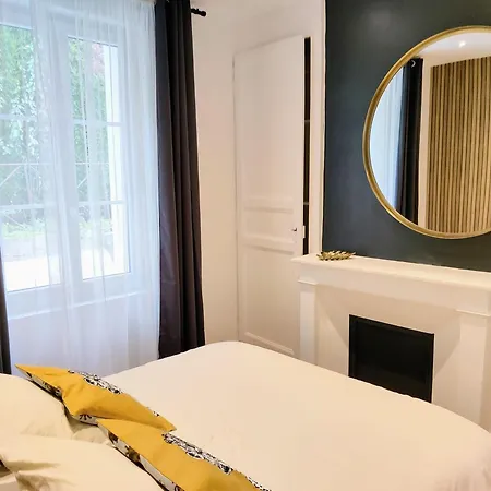 Chic & Elegant - Au Coeur De La * Lisieux